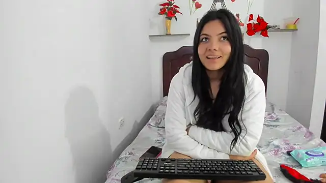 Aura_velour21 webcam