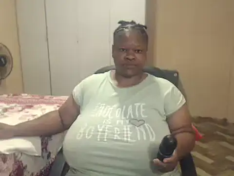 sweetnoziexx - Sweetnoziexx's free webcam - UK Sex Cams