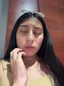 Violeet-Smith - Live Cam