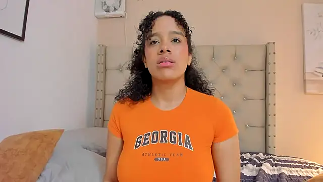 vanesasexyhot21 webcam