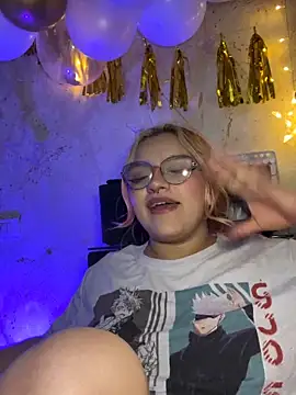 Sophia_Weest99 webcam