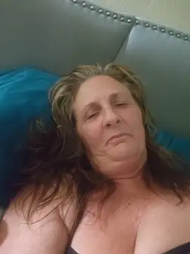 SultrySummer68 webcam