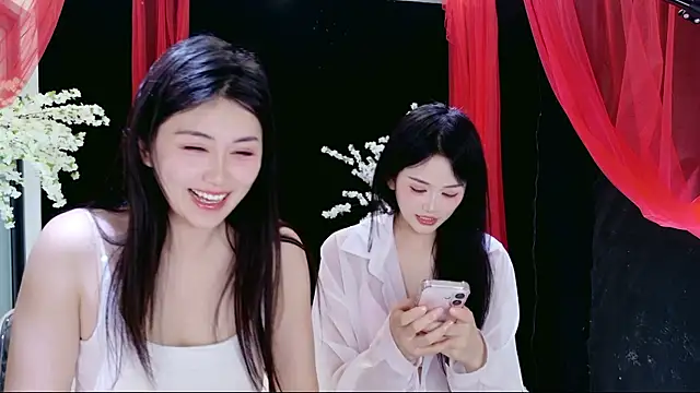 Banana-Milk69 webcam