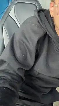 JeremySanders1_ webcam