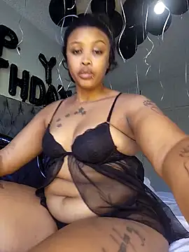 Webcam Model (Drippincaty)  is live.Free join now!