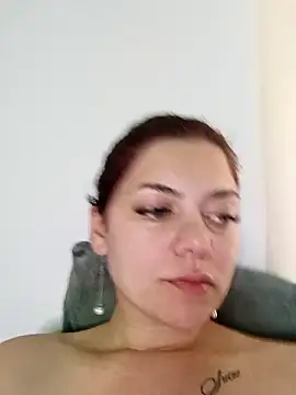 ladynora - LadyNora's free webcam - UK Sex Cams