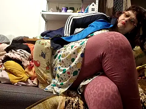 Samantha_Squirt@xh live sex cam