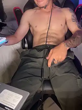 AngelLatinBoy webcam