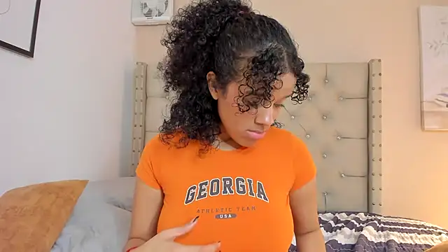 vanesasexyhot21 webcam