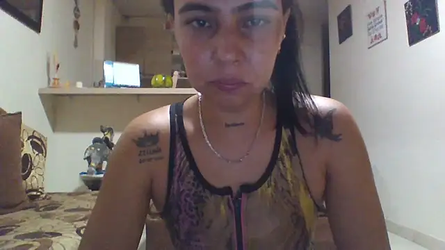 EmmaSplycer02 webcam