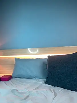 IamCharlottevega webcam