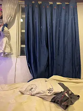 eve_ritz - Eve_Ritz's free webcam - UK Sex Cams