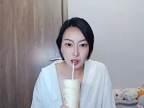 美女anan_882在线直播