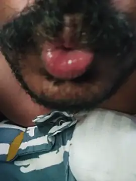 MidnightFlirtX webcam