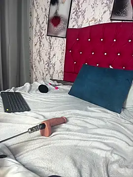 Larissa_Antonella live sex cam