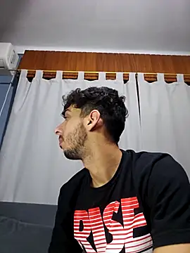 VelvetSolez live sex cam