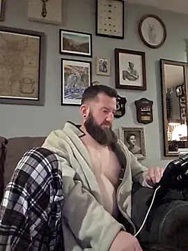 icebearsticlese (Ask my age) - Forgot my BD was 3 days ago 😬