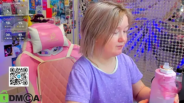 Sara_Robinson webcam