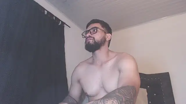 Chrys_harris77 webcam