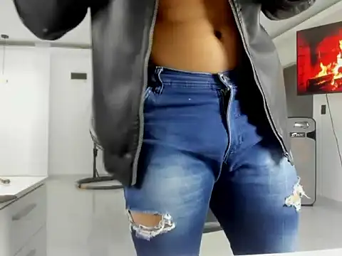 master_leather webcam