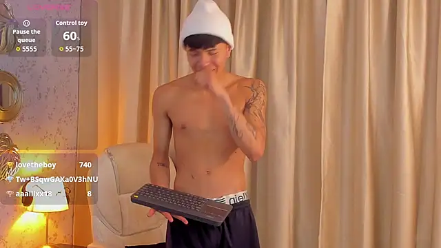 Madness_savage webcam