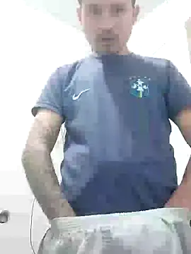 joelcio19cm (M young) - Tirar a camisa