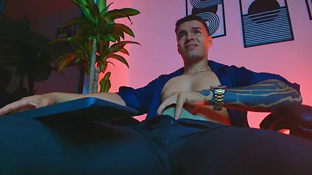 ALPHA_DOMINUS_ webcam