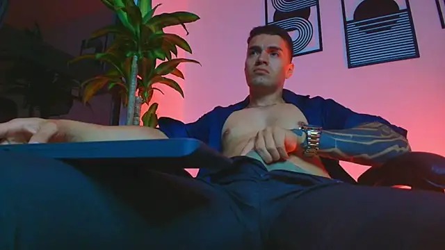 ALPHA_DOMINUS_ webcam