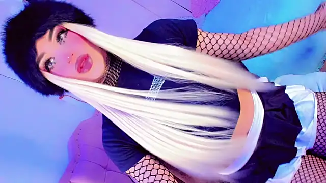 shiaki_04 - Shiaki_04's free webcam - UK Sex Cams