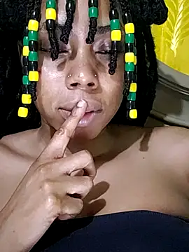 HONEYSWEETS_LIVE webcam