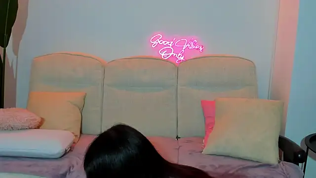 cassy-foxy - Cassy-Foxy's free webcam - UK Sex Cams