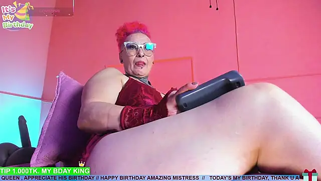 mature_hardcore - MATURE_HARDCORE's free webcam - UK Sex Cams