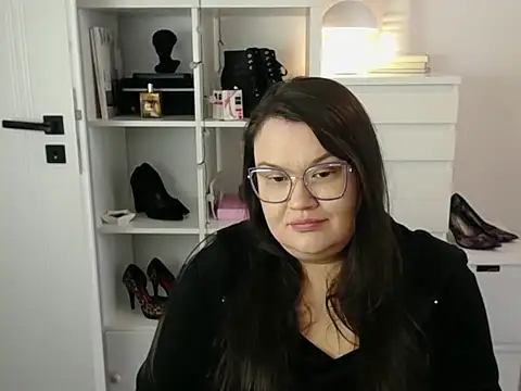 HollyDanceSoul webcam