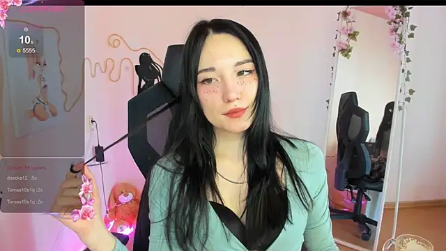 AliceeinWonderlanddd webcam