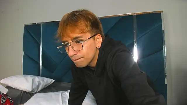 JeremySanders1_ webcam