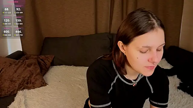 MirthfulUnseen webcam