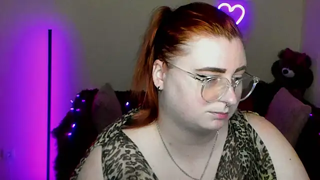 Alicia_love00 webcam