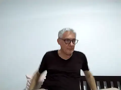 BIGUNCUTHARDCOCK webcam