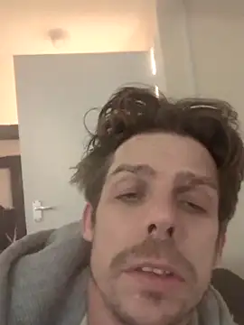 scamp22 (Ask my age) - Request jokes