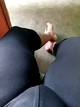 playbo100 - Playbo100's free webcam - UK Sex Cams