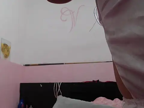 veronicaqueenxxx webcam