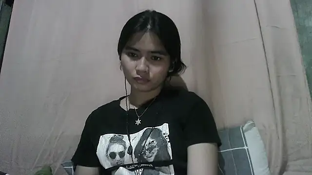 SarinaWhisenton webcam