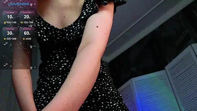 ramona___ - Ramona___'s free webcam - UK Sex Cams