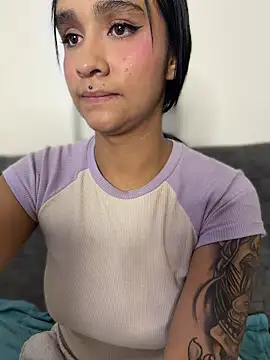 Isabella-Teen webcam