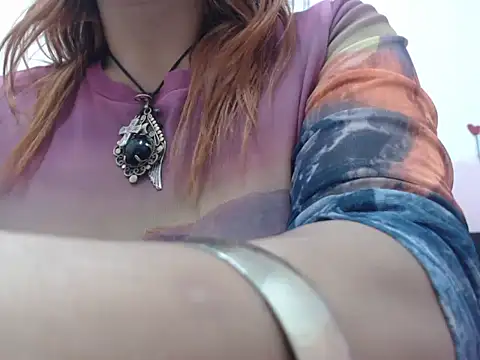 veronicaqueenxxx webcam