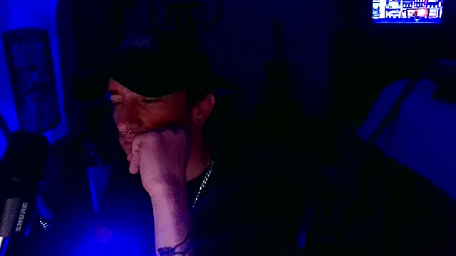 LEVIATHANX666 webcam