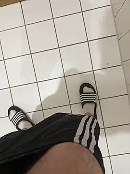 Hornybigdicksxd webcam