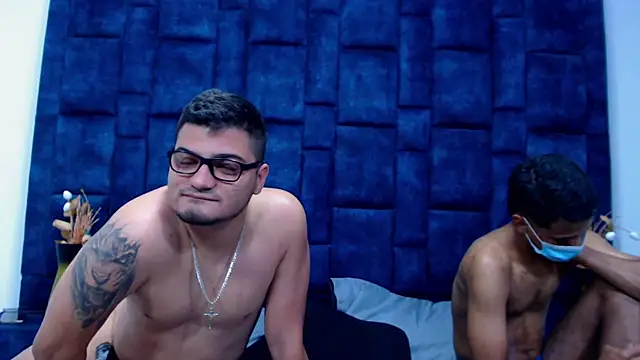 groupnolimits - GroupNoLimits's free webcam - UK Sex Cams