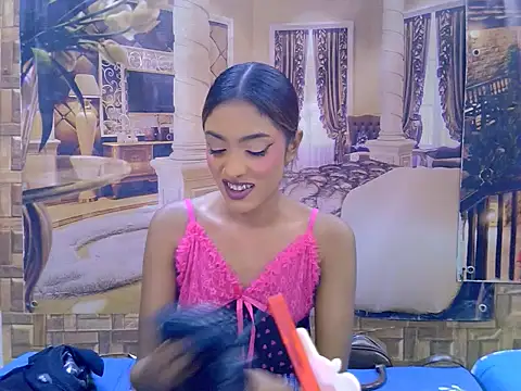 IndianPretty14u2Luv webcam