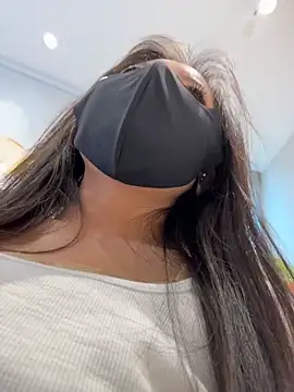 美女Carlin-yiyi在线直播